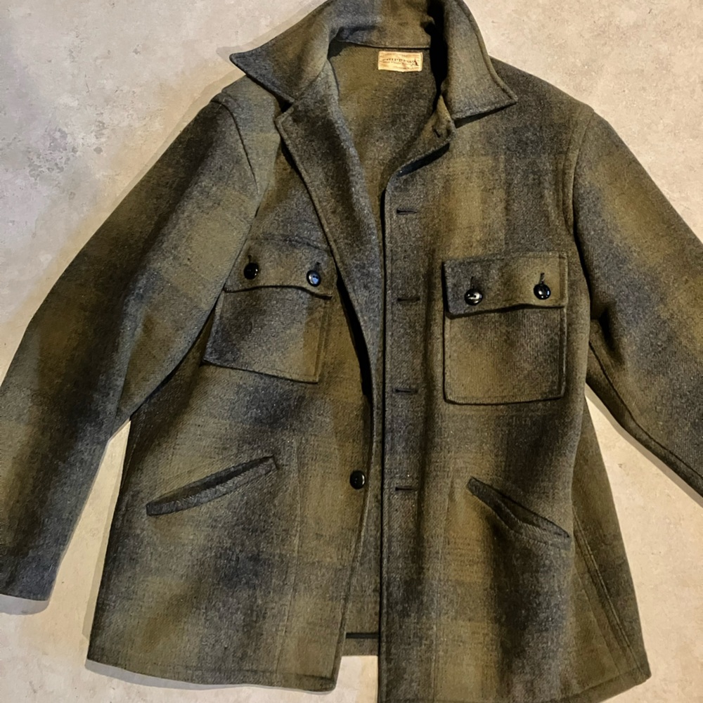 Vintage Chippewa jacket. Size label missing but fits like L. Original buttons